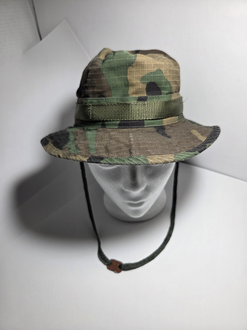 Militaire World Famous Woodland Camo Jungle Boonie Hat Type II Size 7 Small